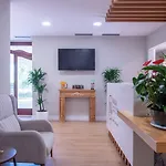 Nia Boutique By Rapo's