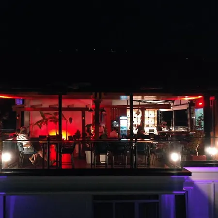 Отель Nia Boutique By Rapo's Химара