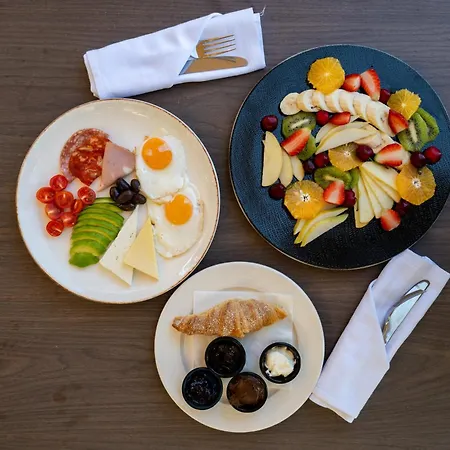 Отель Nia Boutique By Rapo's 4*