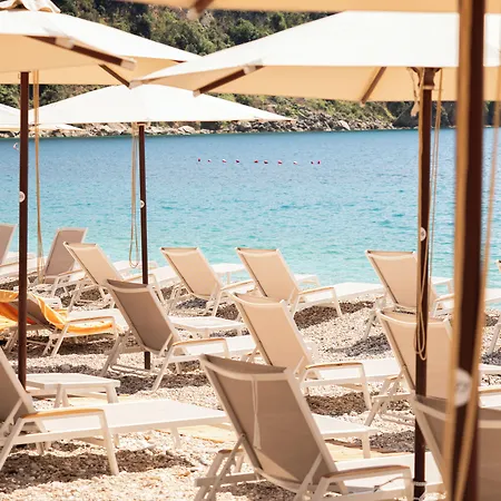 Nia Boutique By Rapo's Отель Химара