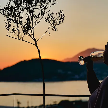 Nia Boutique By Rapo's 4* Химара