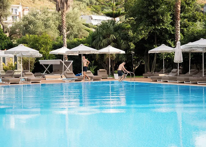 Nia Boutique By Rapo's 4*