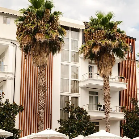 Nia Boutique By Rapo's Hotel