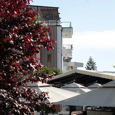 Hotel Nia Boutique By Rapo's 4*