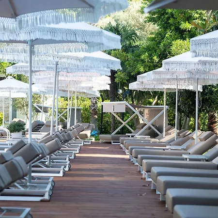 Nia Boutique By Rapo's Hotel 4*