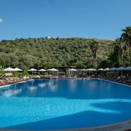 Hotel Nia Boutique By Rapo's 4*