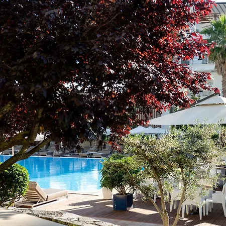 Nia Boutique By Rapo's Hotel 4*