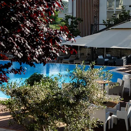 Hotel Nia Boutique By Rapo's