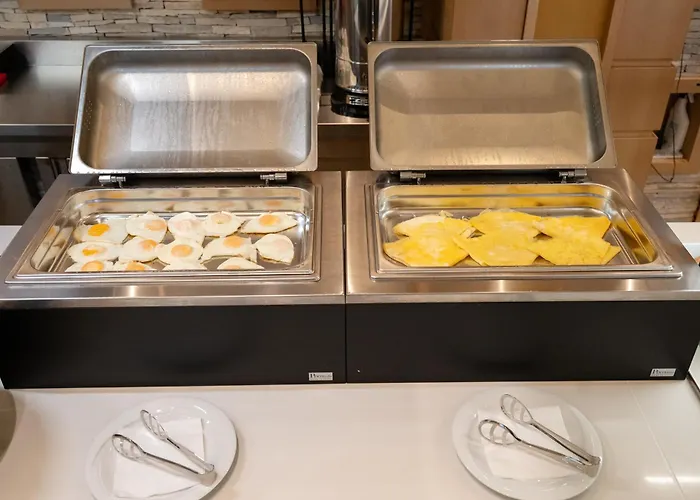 Nia Boutique By Rapo's