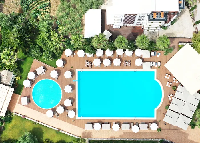 Nia Boutique By Rapo's Hotel Himare