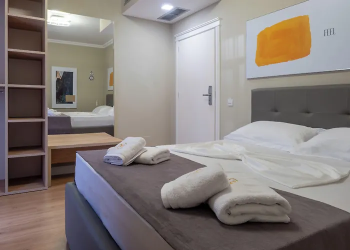 Nia Boutique By Rapo's 4* Himare